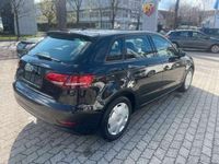 gebraucht Audi A3 Sportback 30 1.6 TDI 7-Gang Stronic