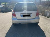 Gebraucht Mercedes A180 109 PS (80 kW) 2012 Grau Limousine