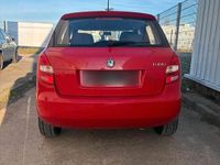 Gebraucht Skoda Fabia 60 PS (44 kW) 2009 Rot Limousine