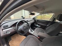 Gebraucht VW Passat 150 PS (110 kW) 2011 Braun Limousine