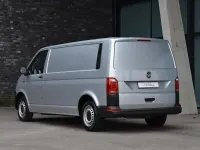 Second-hand VW Transporter 150 CP (110 kW) 2019 Argintiu Van