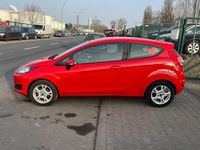 Gebraucht Ford Fiesta Celebration 101 PS (74 kW) 2015 Rot Kleinwagen