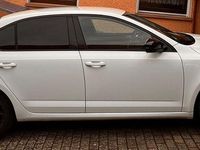 Gebraucht Skoda Octavia 184 PS (135 kW) 2016 Weiß Kleinwagen