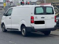 Gebraucht Toyota Proace 122 PS (89 kW) 2018 Weiß Van / Kleinbus