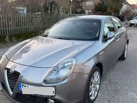Gebraucht Alfa Romeo Giulietta Super 120 PS (88 kW) 2019 Grau Kleinwagen