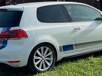 Gebraucht VW Golf VI 140 PS (102 kW) 2011 Weiß Kleinwagen