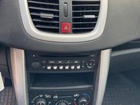 Gebraucht Peugeot 207 95 PS (69 kW) 2011 Grau Kombi