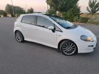 Gebraucht Fiat Punto 95 PS (69 kW) 2012 Weiß Kleinwagen