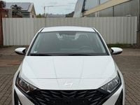 Gebraucht Hyundai i20 101 PS (74 kW) 2024 Weiß Kleinwagen