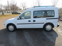 Używany Opel Combo Basis 94 KM (69 kW) 2007 Biały Minivan