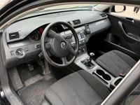 Gebraucht VW Passat 140 PS (102 kW) 2007 Schwarz Kombi