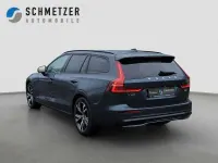 Gebraucht Volvo V60 Plus 197 PS (144 kW) 2025 Denim blue Kombi