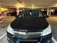 Gebraucht Opel Astra 116 PS (85 kW) 2009 Schwarz Kleinwagen