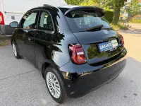 Gebraucht Fiat 500e Red 69 kW (95 PS) 2025 Schwarz Kleinwagen