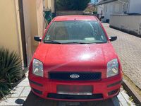 Gebraucht Ford Fusion 59 PS (43 kW) 2003 Rot Kleinwagen