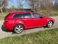 Gebraucht Alfa Romeo 159 200 PS (147 kW) 2009 Rot Kombi