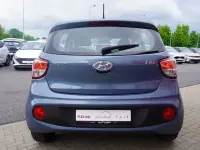 Gebraucht Hyundai i10 67 PS (49 kW) 2018 Blau Kleinwagen