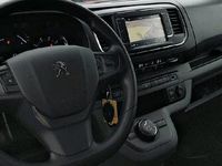 Gebraucht Peugeot Expert 180 PS (132 kW) 2021 Weiß Van