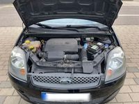 gebraucht Ford Fiesta 2007 / Facelift / Klimaanlage / 1.3 / 69PS(51kw)