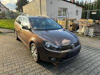 gebraucht VW Golf VI 1.6 TDI+ Panorama+Einparkhilfe