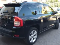 Usata Jeep Compass 170 CV (125 kW) 2012 Verde SUV