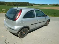 Gebraucht Opel Corsa 75 PS (55 kW) 2004 Silber Kleinwagen