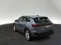 Gebraucht Audi Q4 e-tron Ambiente 150 kW (204 PS) 2022 Geysirblau metallic SUV