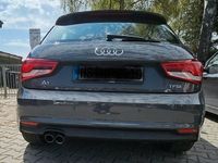 Gebraucht Audi A1 Sportback 125 PS (91 kW) 2014 Grau Kleinwagen