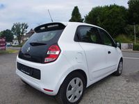 Gebraucht Renault Twingo Life 71 PS (52 kW) 2015 Weiß Kleinwagen