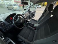 Gebraucht VW Touran 105 PS (77 kW) 2010 Grau Van / Kleinbus