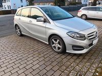 Gebraucht Mercedes B180 122 PS (89 kW) 2018 Grau Van / Kleinbus