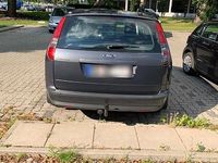 Gebraucht Ford Focus 100 PS (73 kW) 2005 Grau Kombi