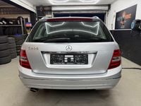 Gebraucht Mercedes C200 Avantgarde 184 PS (135 kW) 2011 Silber Kombi