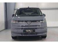 Gebraucht VW Multivan Life 150 PS (110 kW) 2025 Grau Van