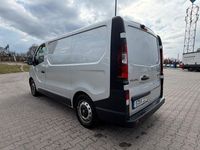 Gebraucht Renault Trafic 120 PS (88 kW) 2018 Silber Van / Kleinbus