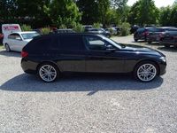 Gebraucht BMW 340 Sport Line 326 PS (239 kW) 2018 Black sapphire metallic (schwa Kombi