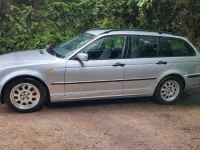 Gebraucht BMW 320 Basis 150 PS (110 kW) 2002 Silber Kombi