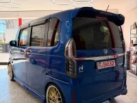 Käytetty Honda N Box 64 HP (47 kW) 2018 Sininen Tila-auto