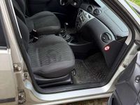 Usata Ford Focus 101 CV (74 kW) 2002 Argento Berlina