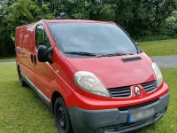 Gebraucht Renault Trafic 115 PS (84 kW) 2012 Rot Van / Kleinbus