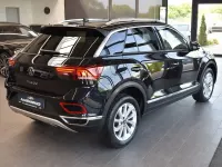 Second-hand VW T-Roc Style 150 CP (110 kW) 2023 Negru SUV