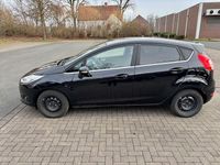 Gebraucht Ford Fiesta Titanium 95 PS (69 kW) 2016 Schwarz Kleinwagen