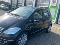 Gebraucht Mercedes A180 Elegance 109 PS (80 kW) 2008 Kosmosschwarz  metalliclack Limousine