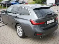 Gebraucht BMW 318 Advantage 150 PS (110 kW) 2020 Grau Limousine