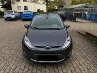 Gebraucht Ford Focus 97 PS (71 kW) 2010 Grau Limousine