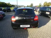 Gebraucht Suzuki Swift Comfort 83 PS (61 kW) 2023 Super black pearl metallic (metallic) Kleinwagen