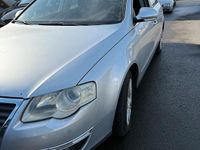 Gebraucht VW Passat 140 PS (102 kW) 2008 Silber Limousine