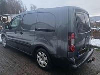 Gebraucht Peugeot Partner 120 PS (88 kW) 2015 Grau Van / Kleinbus