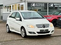 Gebraucht Mercedes B200 136 PS (100 kW) 2009 Weiß Van / Kleinbus