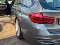 gebraucht BMW 320 d xDrive Touring Sport Line *Head Up Display*